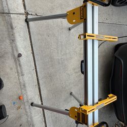 DeWALT DWX724 Compact Miter Saw Stand – Heavy Duty