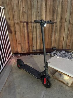 Caroma Electric Scooter