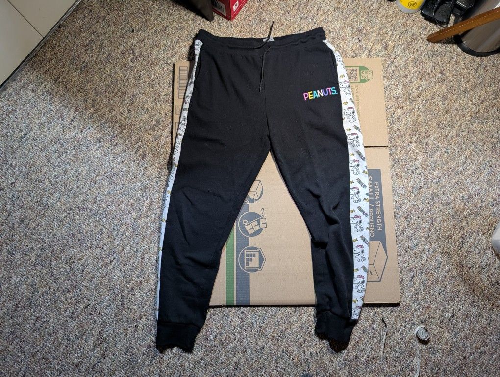Peanuts Snoopy Sweatpants Women's Size L Black Joggers-00165