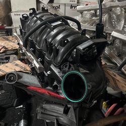 Mopar Engine Intake Manifold   2014-2024 Ram 6.4 L V8