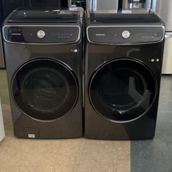 Like New Extra Large Capacity Washer And Dryer