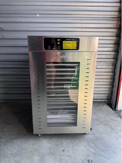 Commercial Food Dehydrator - 18 Trays