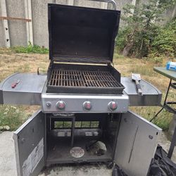 Webber Propane Grill 100 OBO