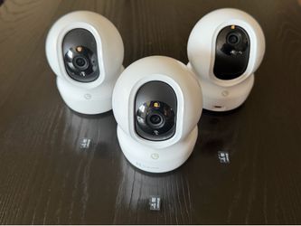 EZVIZ C6CN 2K+ indoor camera