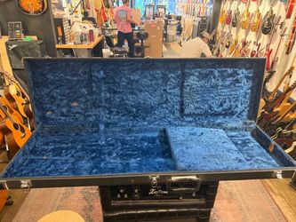 Vintage Bass Guitar Hardcase Blue Velvet Lining