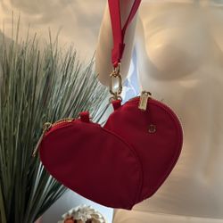  Authentic Lululemon Dual Pouch Wristlet Heart Passionate Red Gold