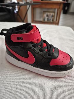 Toddler Nike Court Borough size 8c