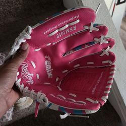 Leftie Baseball Glove 