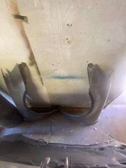 2005 - 2006  Nissan Altima fenders pair L-R