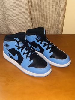 Air Jordan 1 Mid University Blue Sneakers 7Y