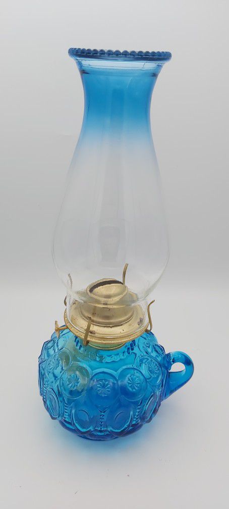 Vintage L.E.Smith "Moon & Stars" Turquoise Glass Kerosene Lamp 