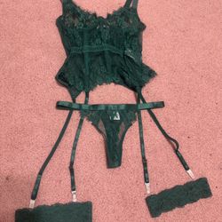 New Medium Green Lace Lingerie Set Garter Bodysuit Bra Panty 