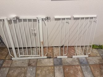 Adjustable Baby Gate