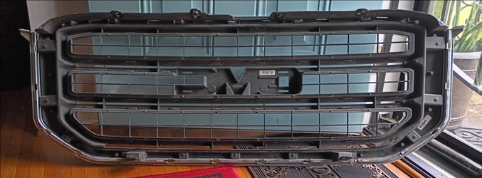 2018 OEM GMC front grille