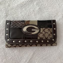 Stylish Patchwork Wallet with Metallic Accents