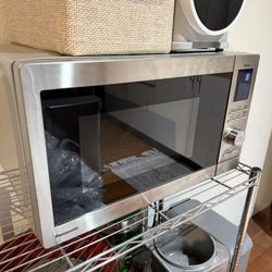 Panasonic Microwave Compact NN-SD47QS (see Description)