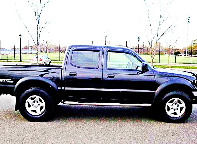 ֆ14OO 4WD Toyota Tacoma 4WD