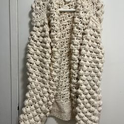 Big Comfy Hand Knit Sweater Size M/L