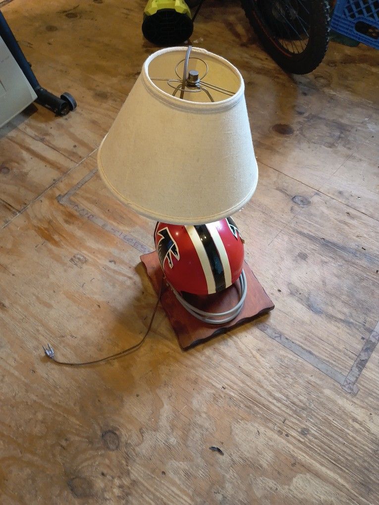 Falcons Lamp 