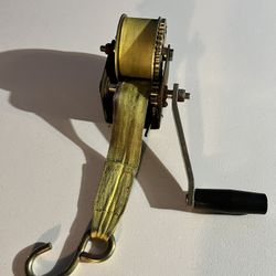 Trailer Winch, Needs New Lock. 