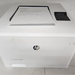 Color Laser Jet Pro M52dn