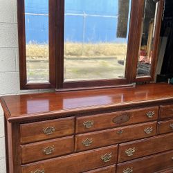 Dixie vintage 10  Drawer Dresser With Trifold Mirror solid wood brown L68”*D18”*H35”(address in description 