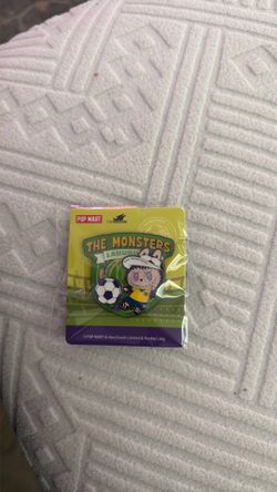 Pop mart Labubu Pin