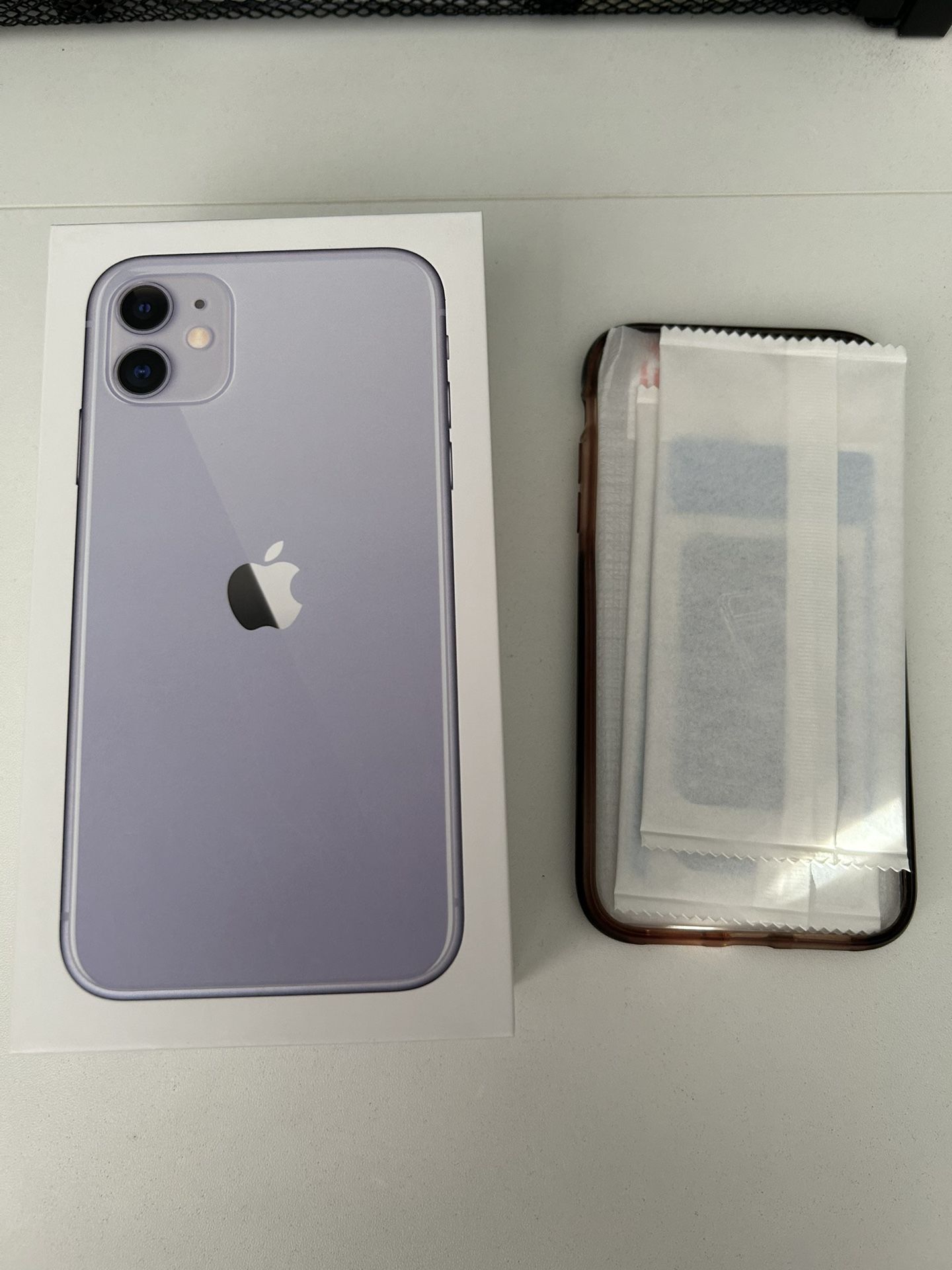 iPhone 11 unlocked