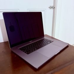Apple MacBook Pro 16 Inch 2019