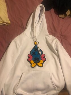 Sukamii White Hoodie Size Small