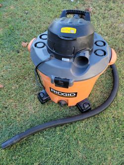 RIDGID Wet/Dry Shop Vacuum with Hose