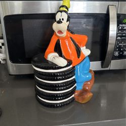 Goofy Cookie Jar