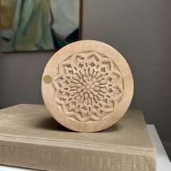 Mango Wood Jewlery Box ( D4.75" H2.25" ) firm on price
