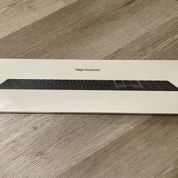 Apple Magic Keyboard with Numeric Keypad - Space Gray