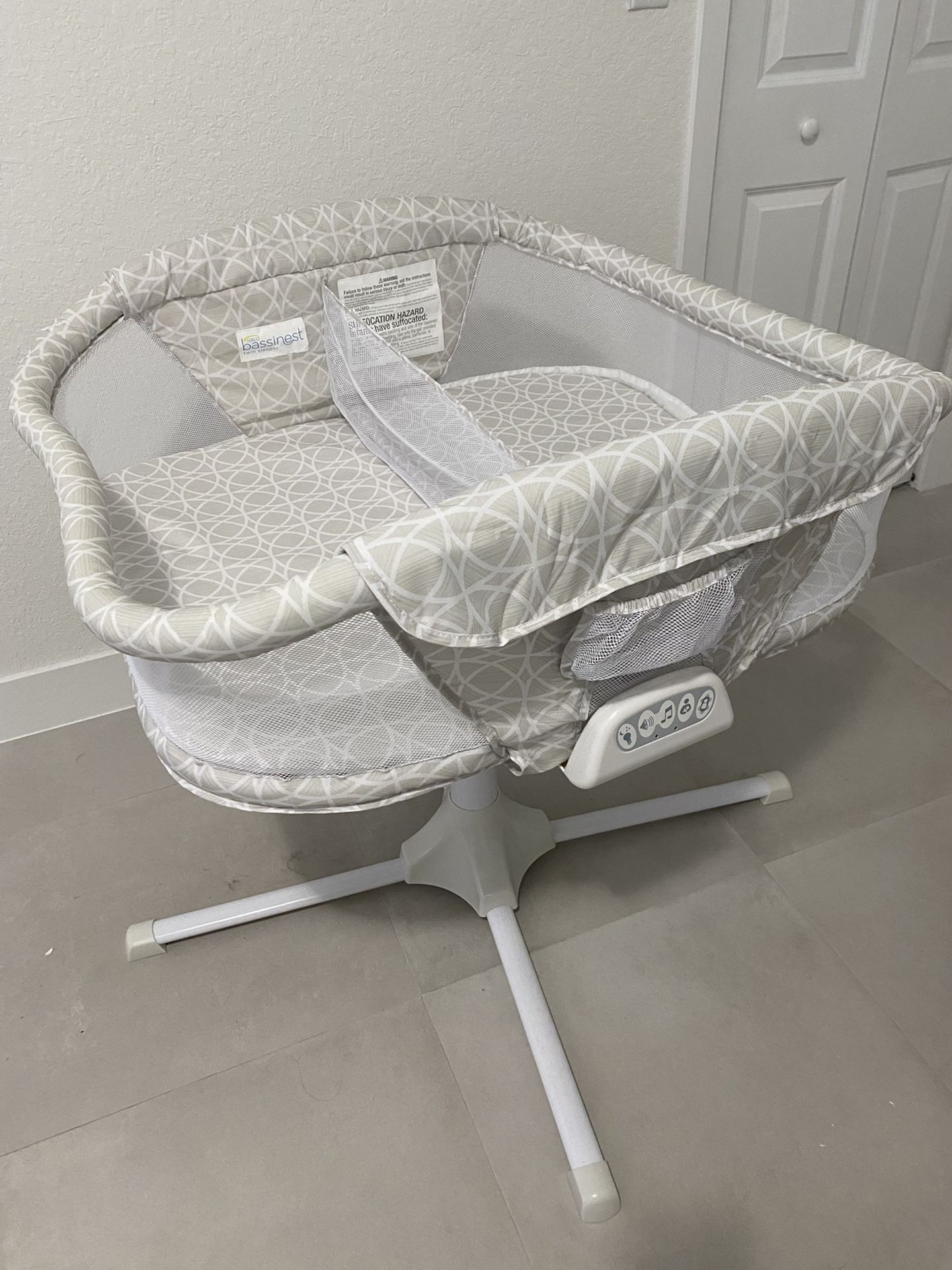 Twin halo bassinet
