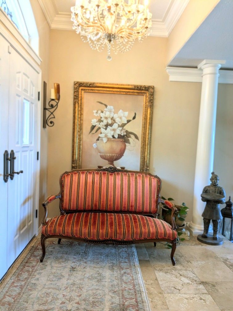 Absolutely Gorgeous Crush Velvet Loveseat Sofa