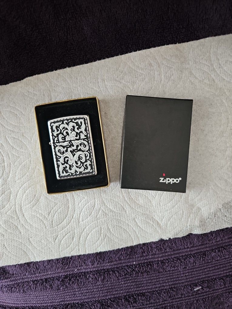 2003 Marlboro Zippo Lighter Never Fired