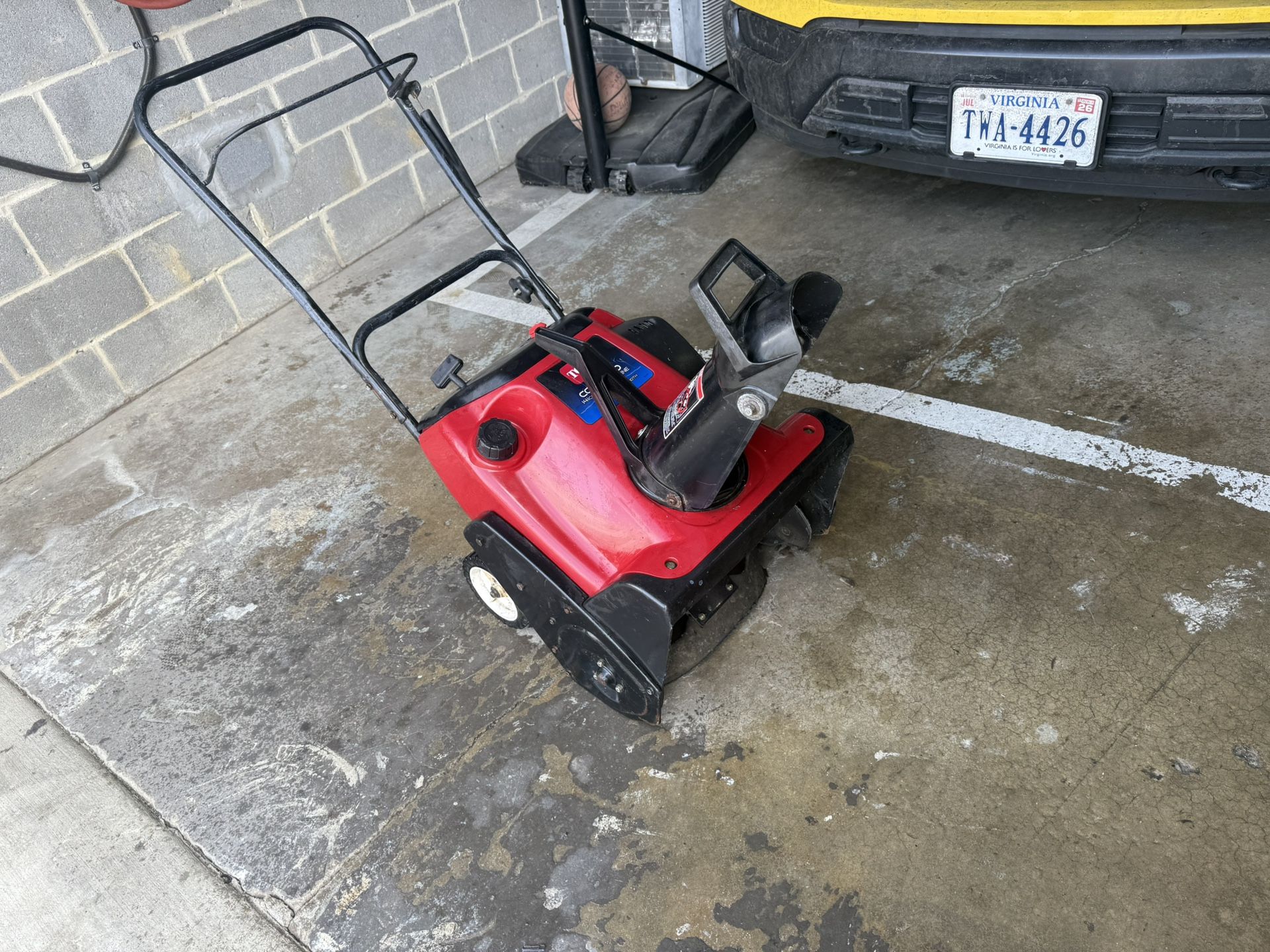 Toro Gas Snow Blower