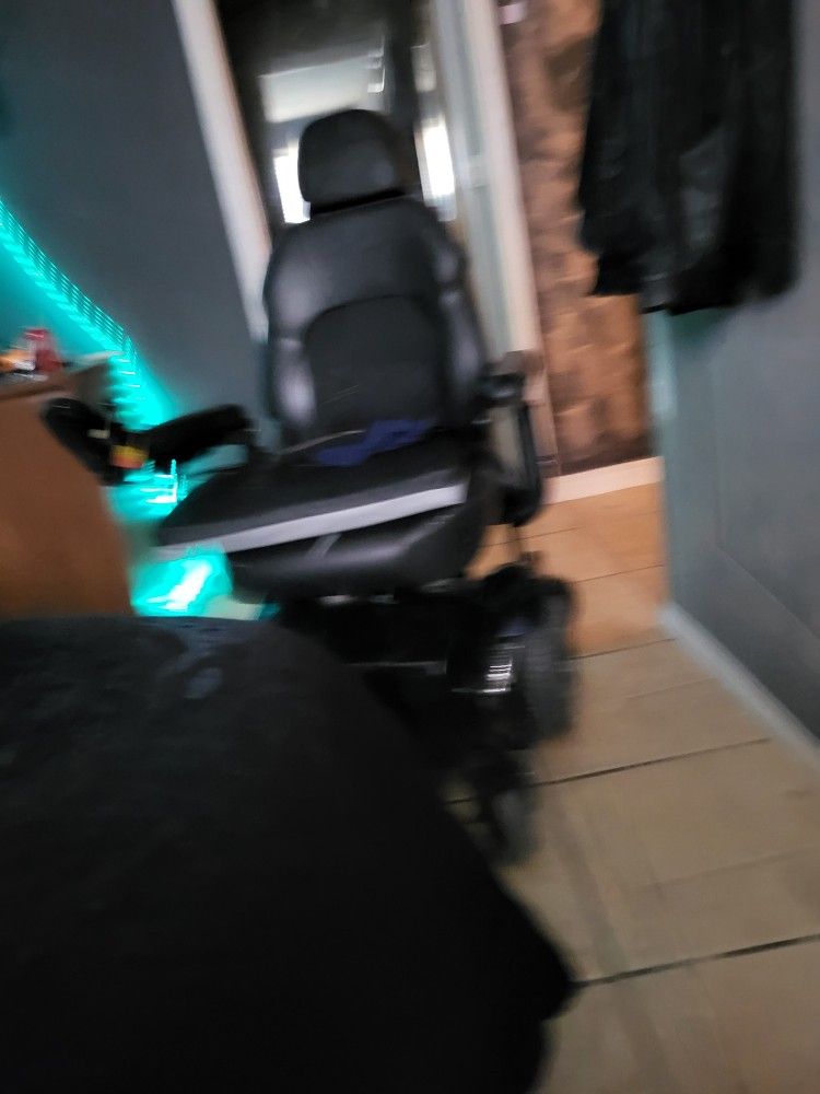 Electric Chair Mertric