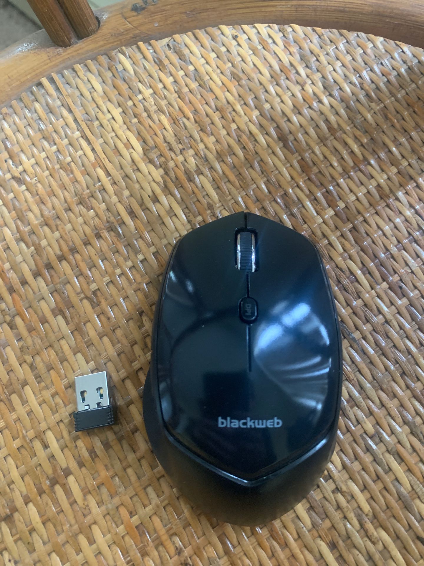 Black web wireless/Bluetooth mouse