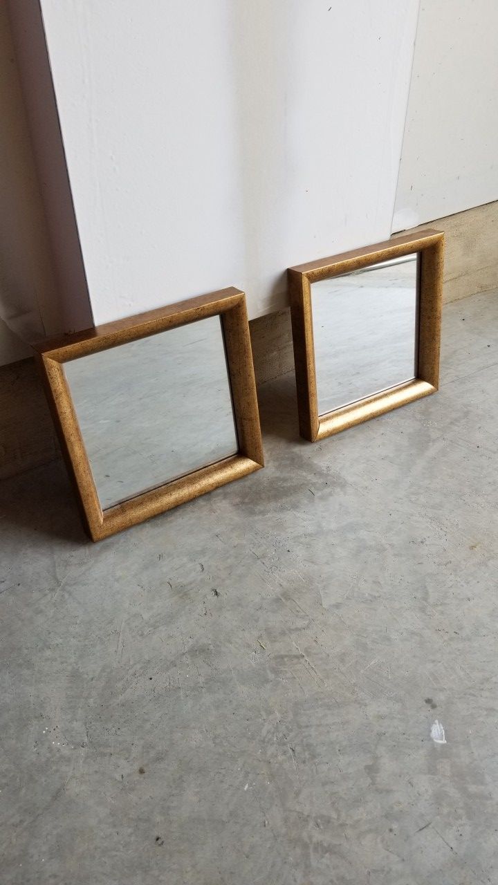 Wall decor mirrors