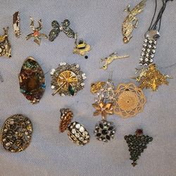 Vintage And New Brooches 