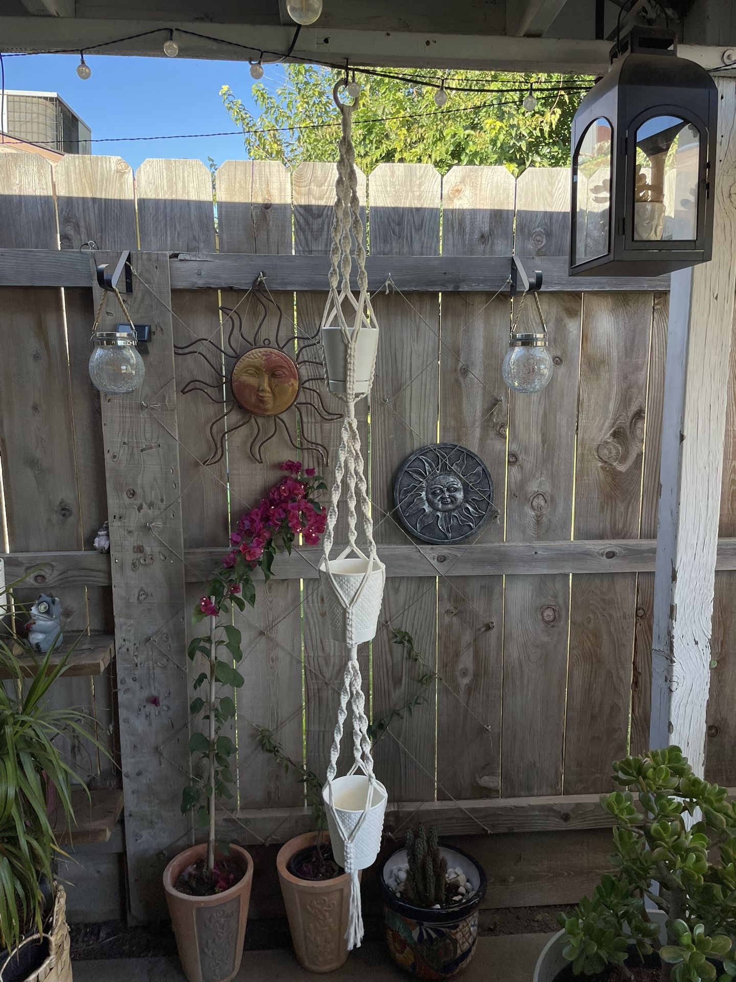 Macramé 3 Plant Holder