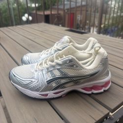 ASICS GEL-Kayano 14 Cream/Sweet Pink size 7.5