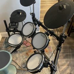 Simmons Electronic Drum Set