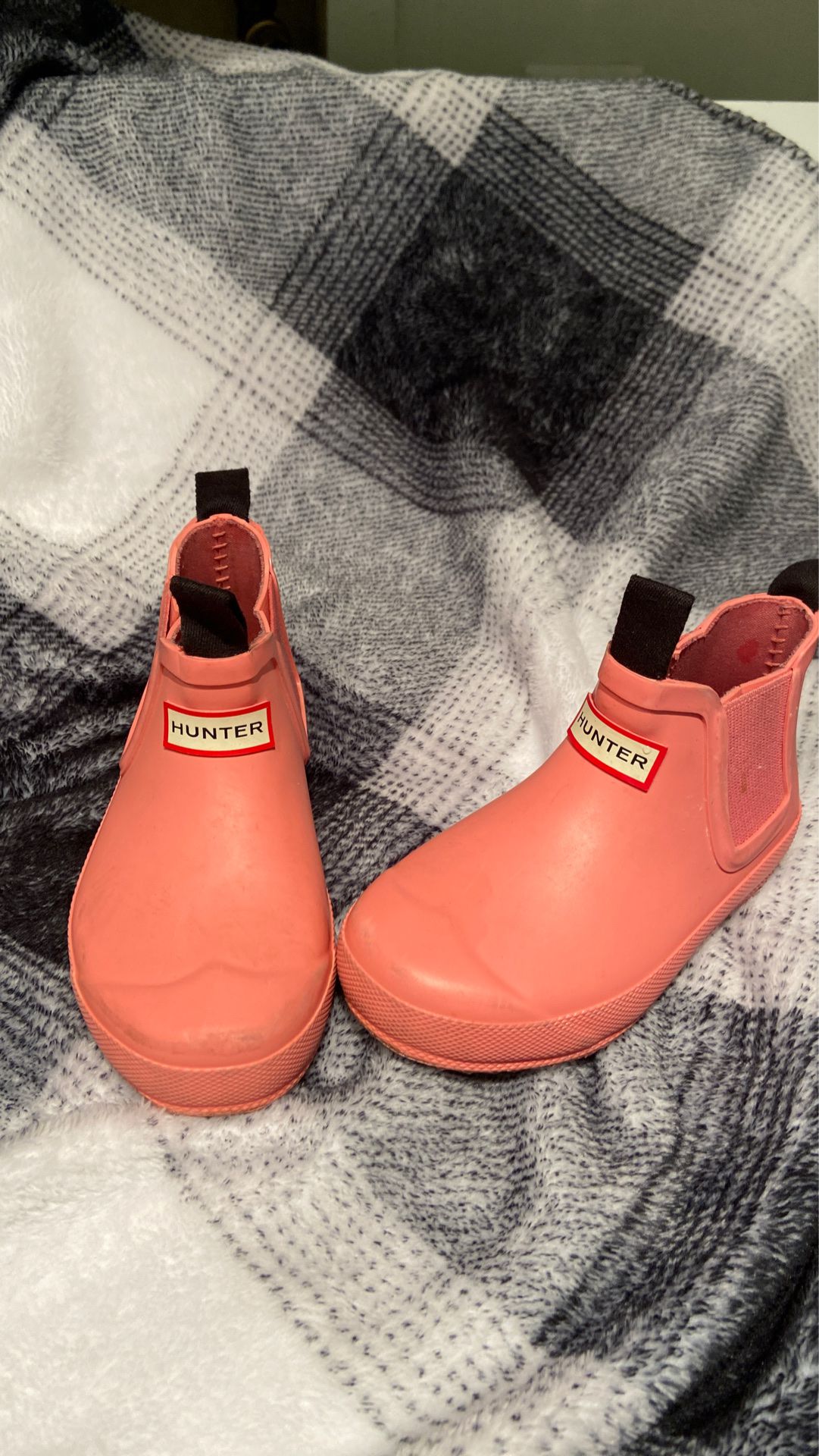 Hunter rain boots size 8 for girls