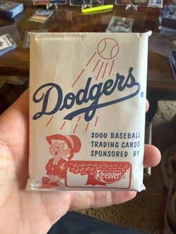 Year 2000 dodgers give away card packs in original package