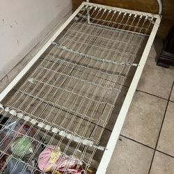 Day Bed 