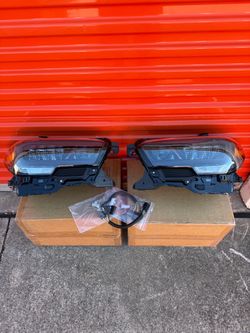 2016 - 2023 Toyota Tacoma Full LED Headlights NEW