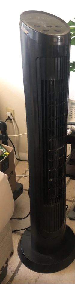 Tall tower fan